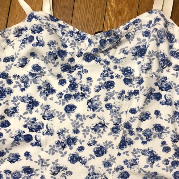 Floral Corset Tank Top - Picture 2 of 5